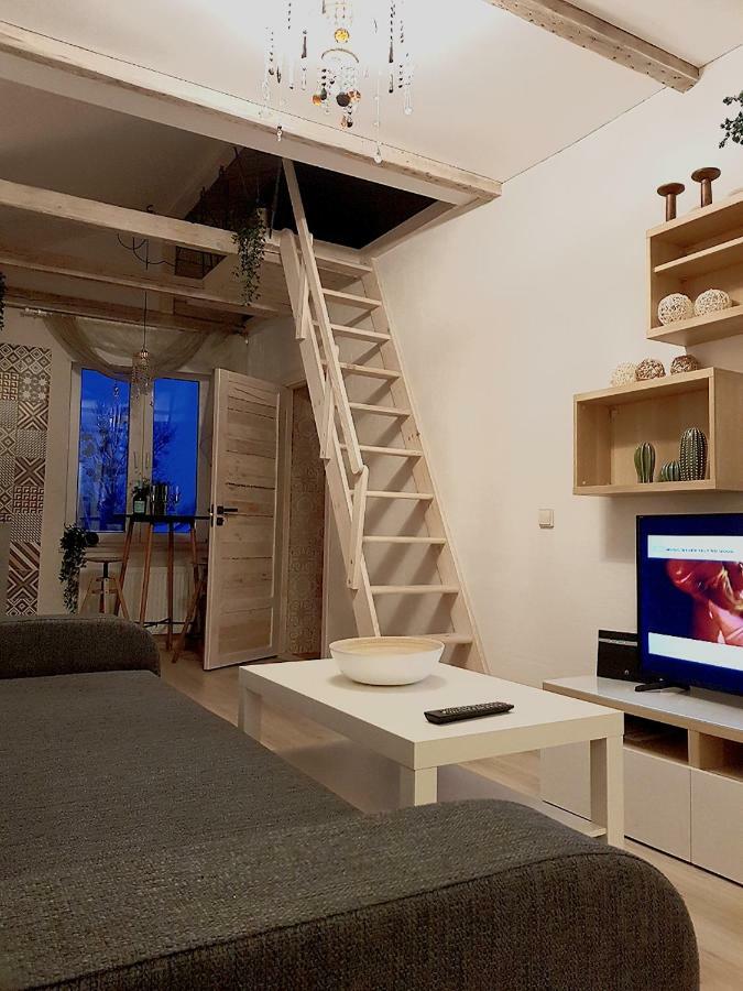 Dp Art 14 Old Town Self Check In Apartment Kaunas Ngoại thất bức ảnh
