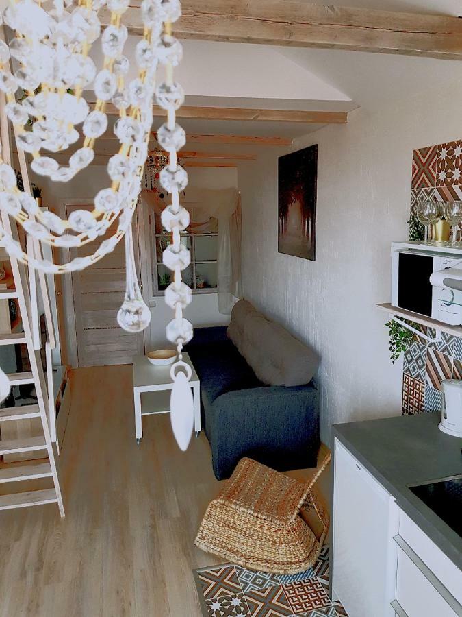 Dp Art 14 Old Town Self Check In Apartment Kaunas Ngoại thất bức ảnh