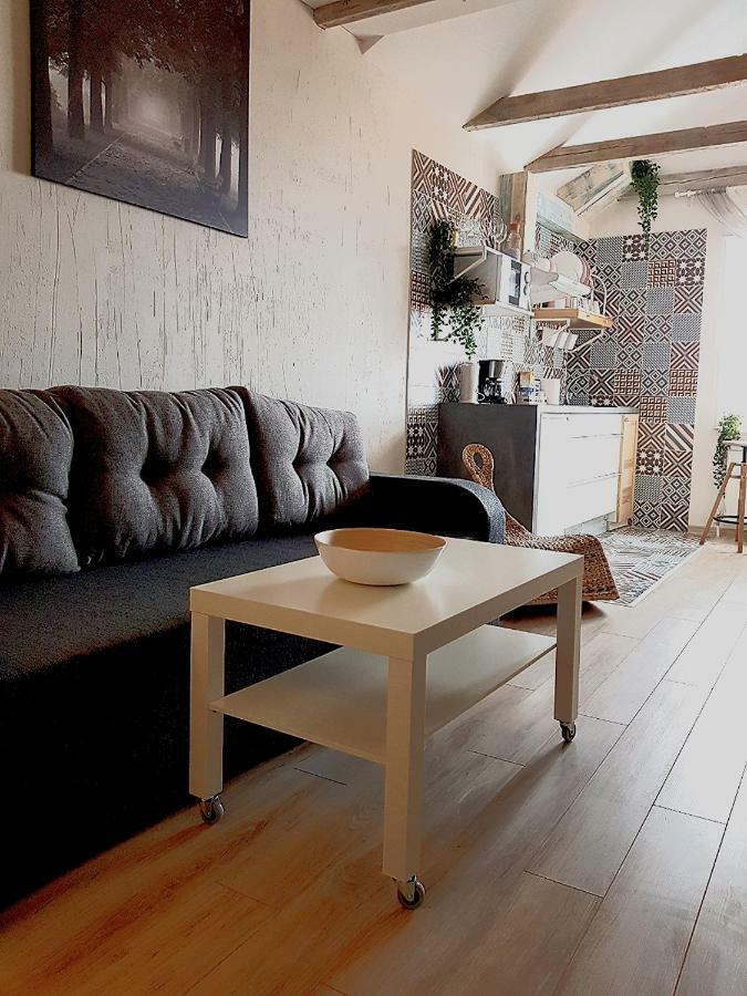 Dp Art 14 Old Town Self Check In Apartment Kaunas Ngoại thất bức ảnh